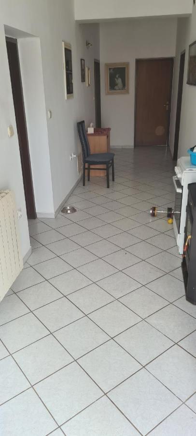 Apartments Hugo Malinska Zewnętrze zdjęcie