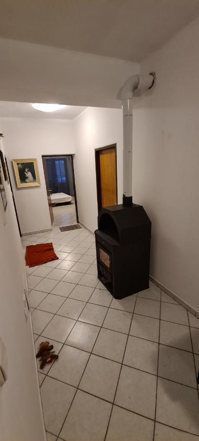 Apartments Hugo Malinska Zewnętrze zdjęcie