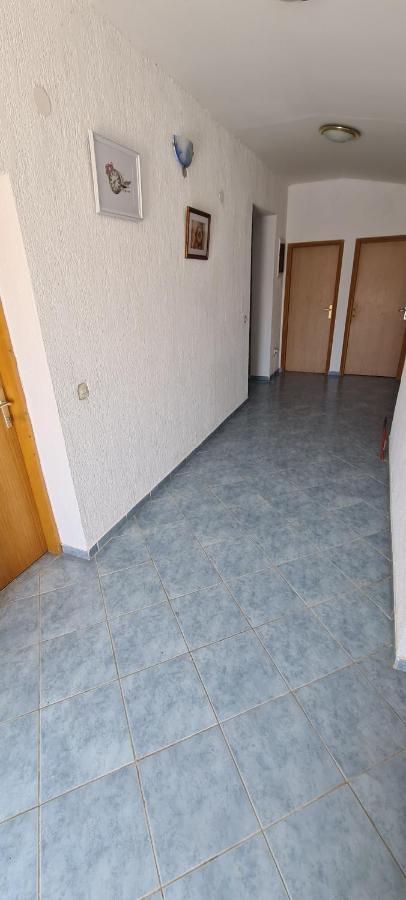 Apartments Hugo Malinska Zewnętrze zdjęcie